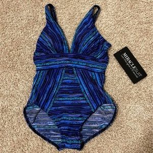 Miraclesuit Swimsuit (size 10)